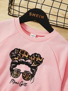 SHEIN Cô gái Tween Đồ họa Hình Tay Raglan Áo len crop & Quần nỉ - Màu Hồng baby - Xem 4