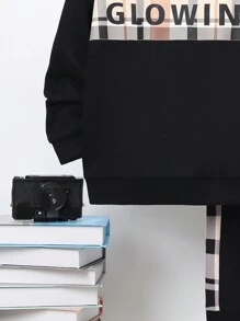 SHEIN Cậu bé Tween Đồ họa Chữ cái Áo chui đầu & Tương phản Đường may bên Quần thể thao - màu đen - Xem 5