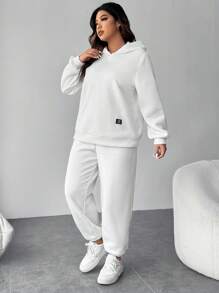 SHEIN EZwear 大碼字母補丁細節連帽衫和運動褲 - 白色 - 查看 4