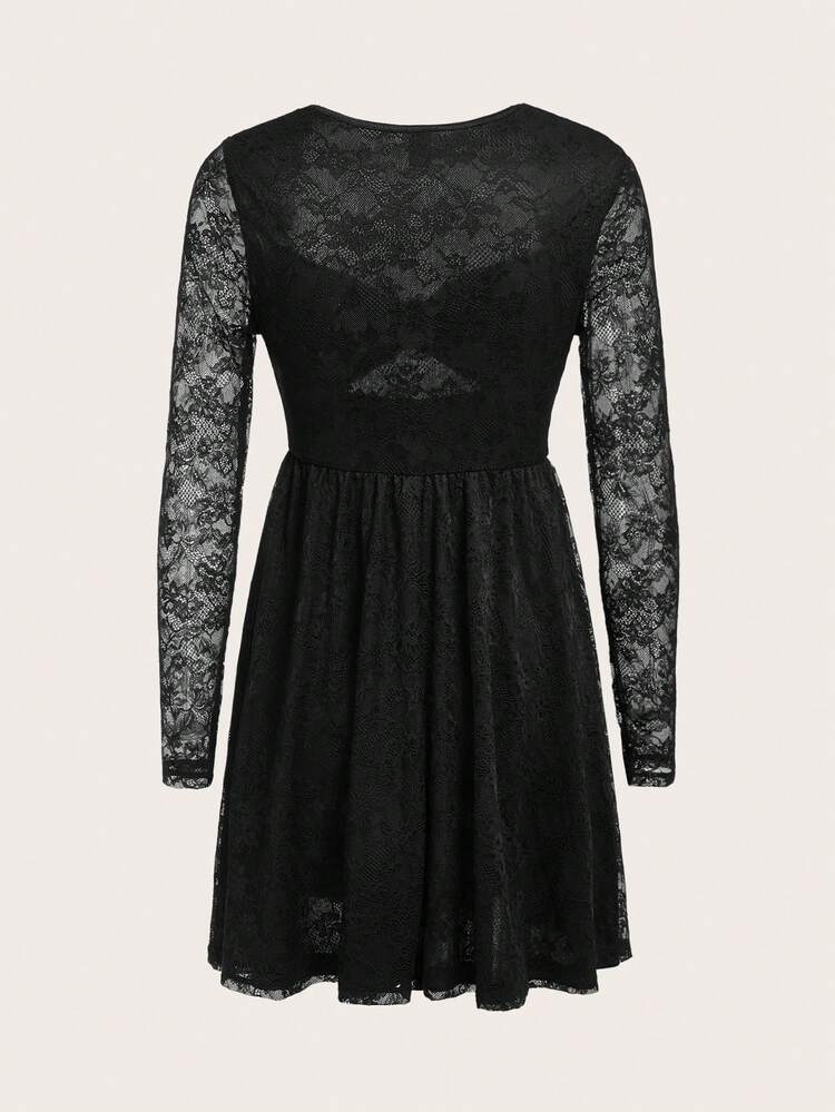 Contrast Lace Cut Out Heart Decor Dress