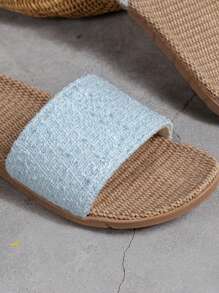 秋天室內女性家居拖鞋