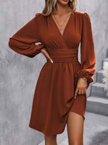 EMERY ROSE 交疊領燈籠袖抽褶腰洋裝 - 鏽棕色 - 查看 5