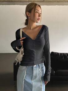 DAZY Camiseta con detalle de costura sólida, ropa de otoño para mujer con manga larga