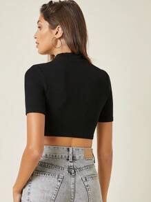 SHEIN BASICS 小高領羅紋針織短版上衣 - 黑色 - 查看 2