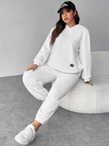 SHEIN EZwear 大碼字母補丁細節連帽衫和運動褲 - 白色 - 查看 6