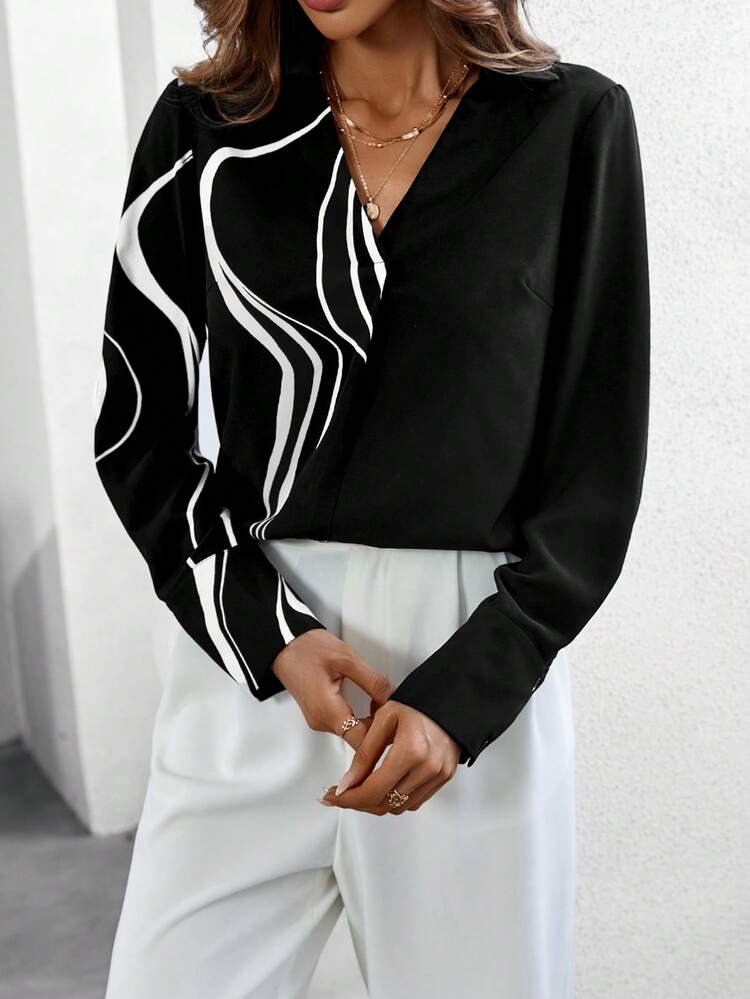 Graphic Print Blouse