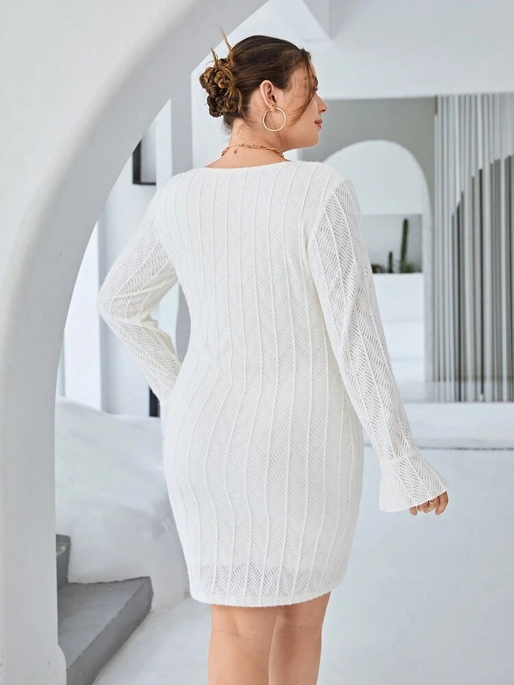 Plus Solid V Neck Bodycon Dress Without Belt
