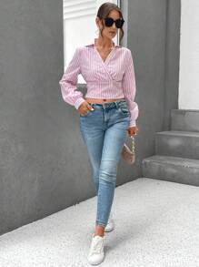SHEIN Essnce 條紋印花疊領短款襯衫 - 粉色 - 查看 3