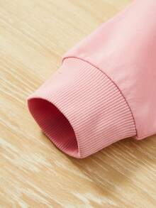 SHEIN Cô gái Tween Đồ họa Hình Tay Raglan Áo len crop & Quần nỉ - Màu Hồng baby - Xem 3