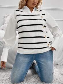 SHEIN LUNE Plus Striped Pattern Button Detail Knit Top Without Shirt - Black and White - View 1