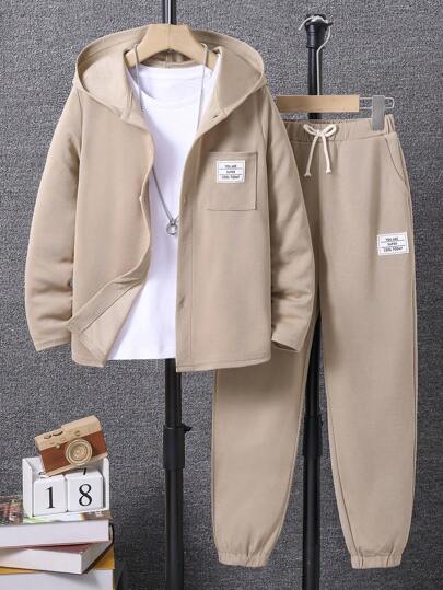 SHEIN Jaqueta Com Capuz E Detalhe De Patches De Letras Para Meninos Adolescentes E Calças De Moletom Com Cordão Na Cintura Sem Camiseta