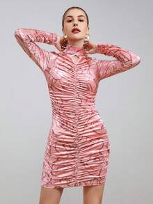 BizChic Floral Print Ruched Front Ruched Bodycon Dress - Pink - View 6
