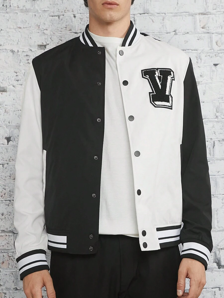 Manfinity VCAY Áo khoác Varsity kẻ sọc vá chữ rộng rãi cho nam màu sắc rực rỡ - Đen và trắng - Xem 1