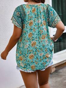 SHEIN LUNE Plus Floral Print Tie Neck Raglan Sleeve Blouse - Green - View 2
