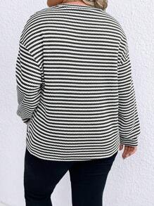 SHEIN LUNE Plus Striped Print Drop Shoulder Tee - Black and White - View 2