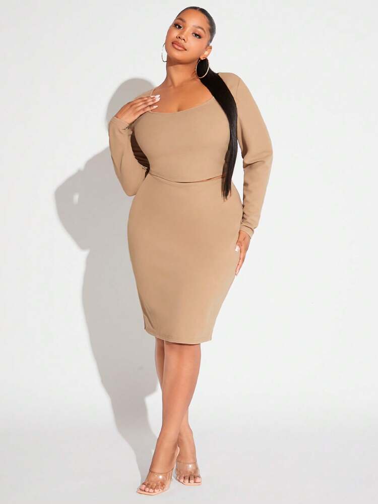 Plus Square Neck Crop Tee & Pencil Skirt