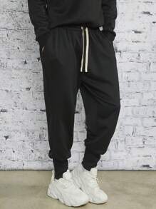 Manfinity RebelGame Men Drawstring Waist Sweatpants - Black - View 1