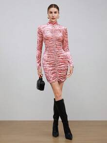 BizChic Floral Print Ruched Front Ruched Bodycon Dress - Pink - View 7