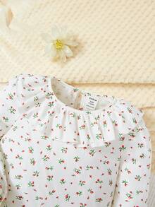 SHEIN Đứa bé gái In hoa Ditsy Viền Ruffle Áo - Màu be - Xem 3