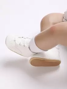 经典时尚男童休闲防滑婴儿运动鞋