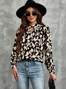 SHEIN Frenchy 滿版印花鎖眼領襯衫 - 黑色 - 查看 1