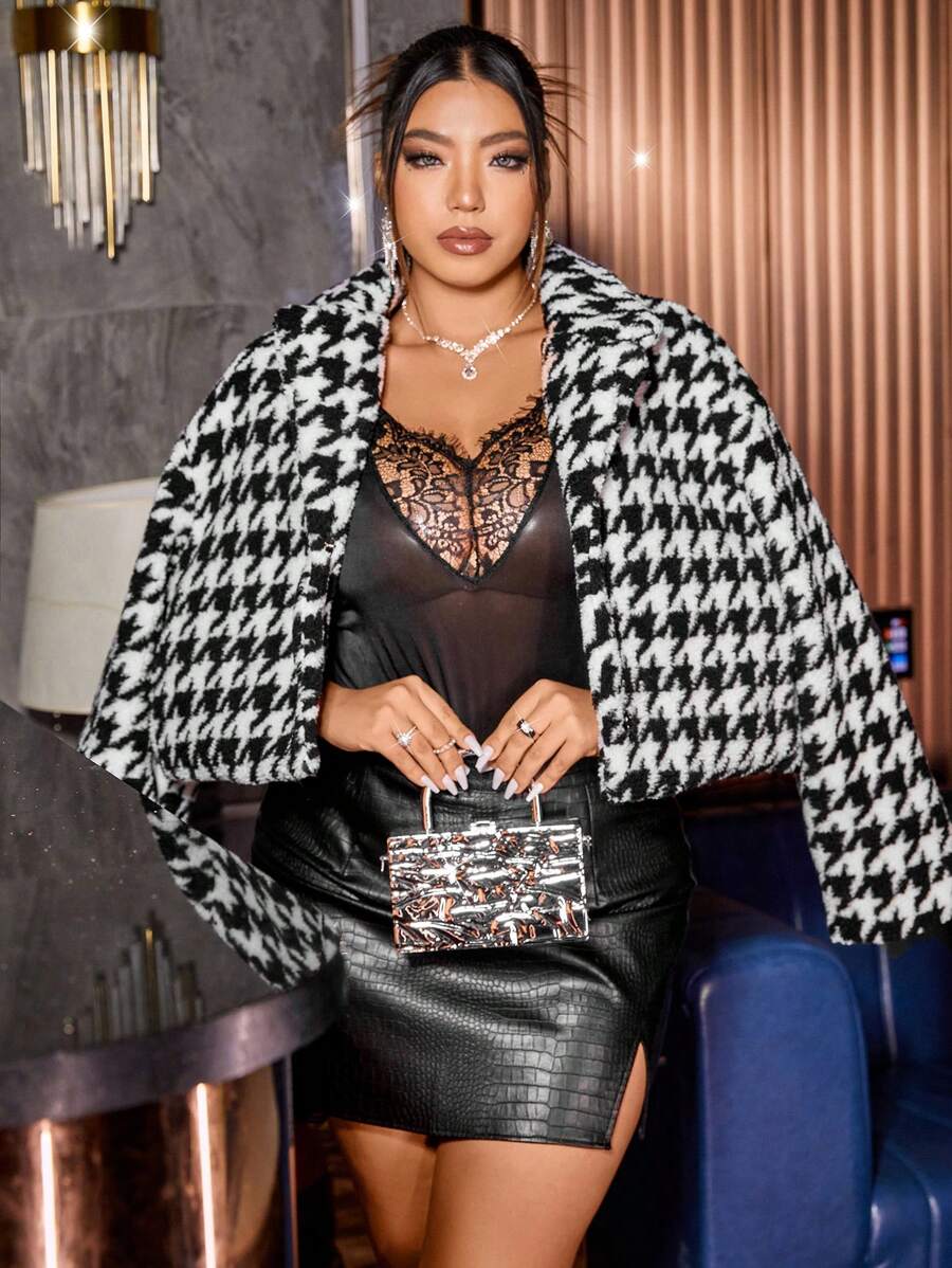 SHEIN Unity Áo khoác lông giả cỡ lớn dành cho nữ, áo khoác lông xù họa tiết kẻ caro - Đen và trắng - Xem 1