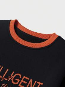 RueChic Men Camo & Letter Graphic Contrast Trim Sweatshirt - Multicolor - View 4