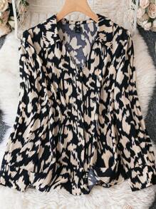 SHEIN Clasi 大碼滿版印花前紐扣襯衫 - 彩色 - 查看 1