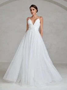 Floral Appliques Mesh Overlay Cami Wedding Dress - White - View 1