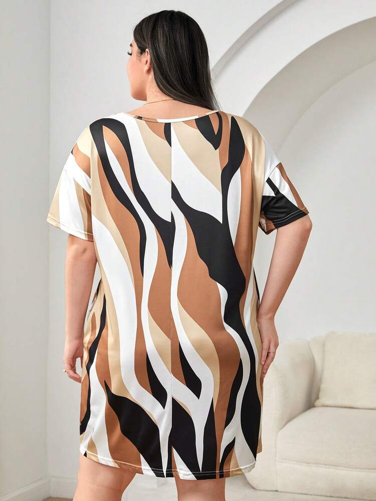 Plus Colorblock V Neck Tee Dress