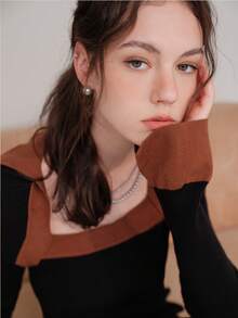 Contrast Trim Flare Sleeve Sweater Dress - Black - View 7