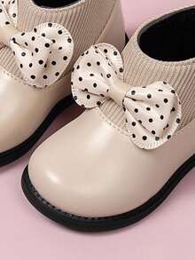 兒童時尚靴,適合戶外活動