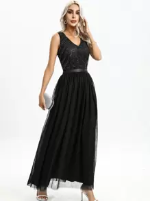 Contrast Sequin Mesh Formal Dress - Black - View 1
