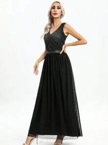 Contrast Sequin Mesh Formal Dress - Black - View 3