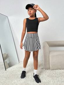 Tween Girl Sportswear Athletic Skort With Black & White Gingham 2 in 1 Design, Random Print For Tennis & Golf - Black and White - View 5