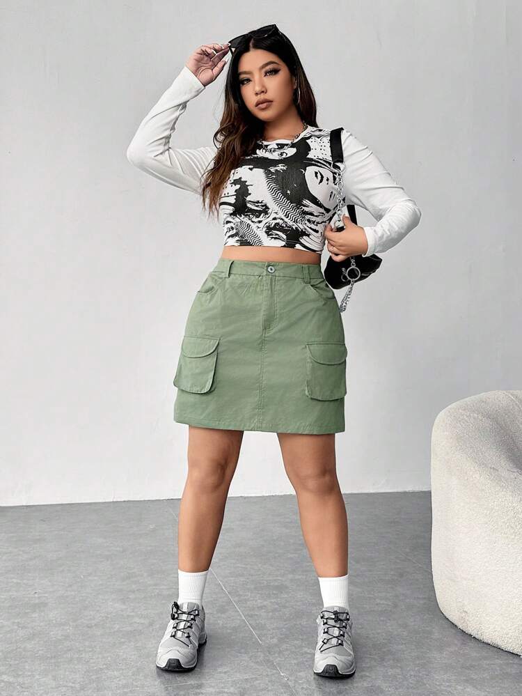 Plus Flap Pocket Cargo Skirt