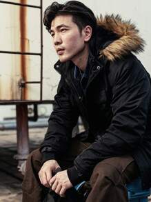 Manfinity Homme Men Solid Fuzzy Trim Hooded Flap Pocket Padded Coat - Black - View 6