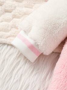 Baby Girl Letter Embroidery Two Tone Teddy Jumpsuit - Multicolor - View 5