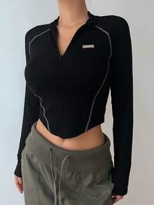 DAZY 字母拼接细节明线缝制插肩袖短款长袖T恤女款