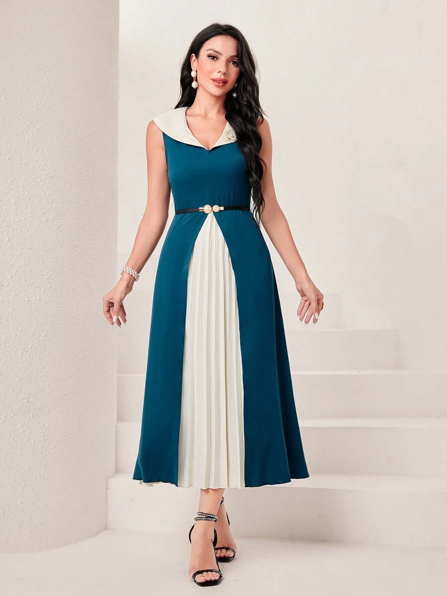 Modelyn Two Tone Pleated Hem Wrap Dress Without Belt - Green - View 1