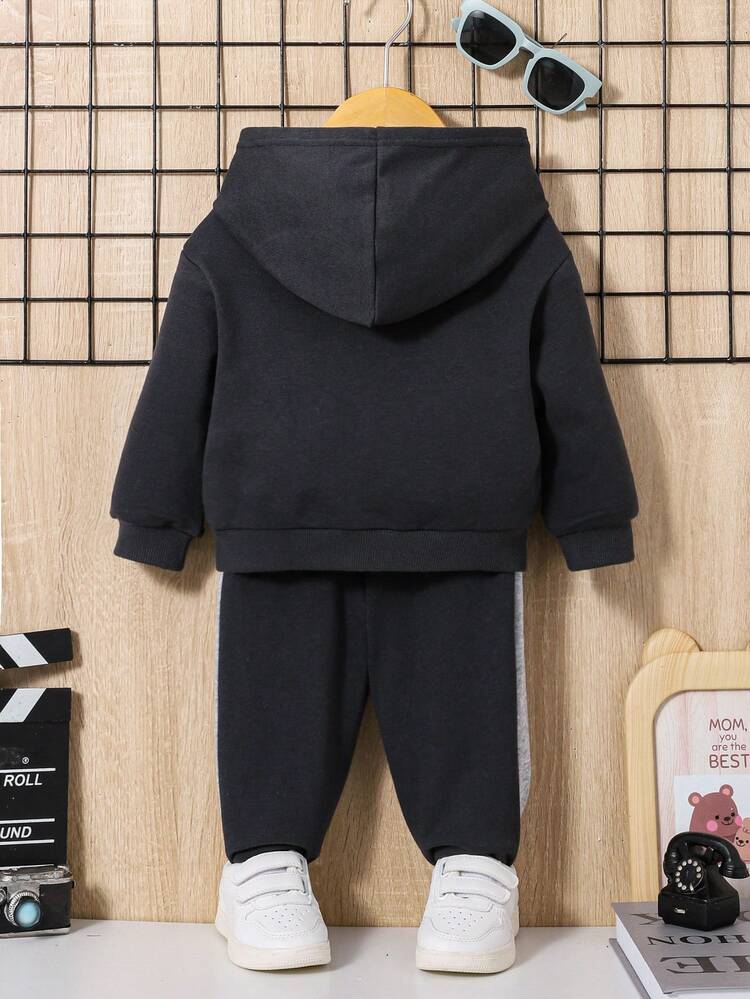 Baby Boy Letter Graphic Colorblock Hoodie & Sweatpants