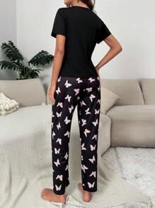 Conjunto de pijama con estampado de corazón y mariposa