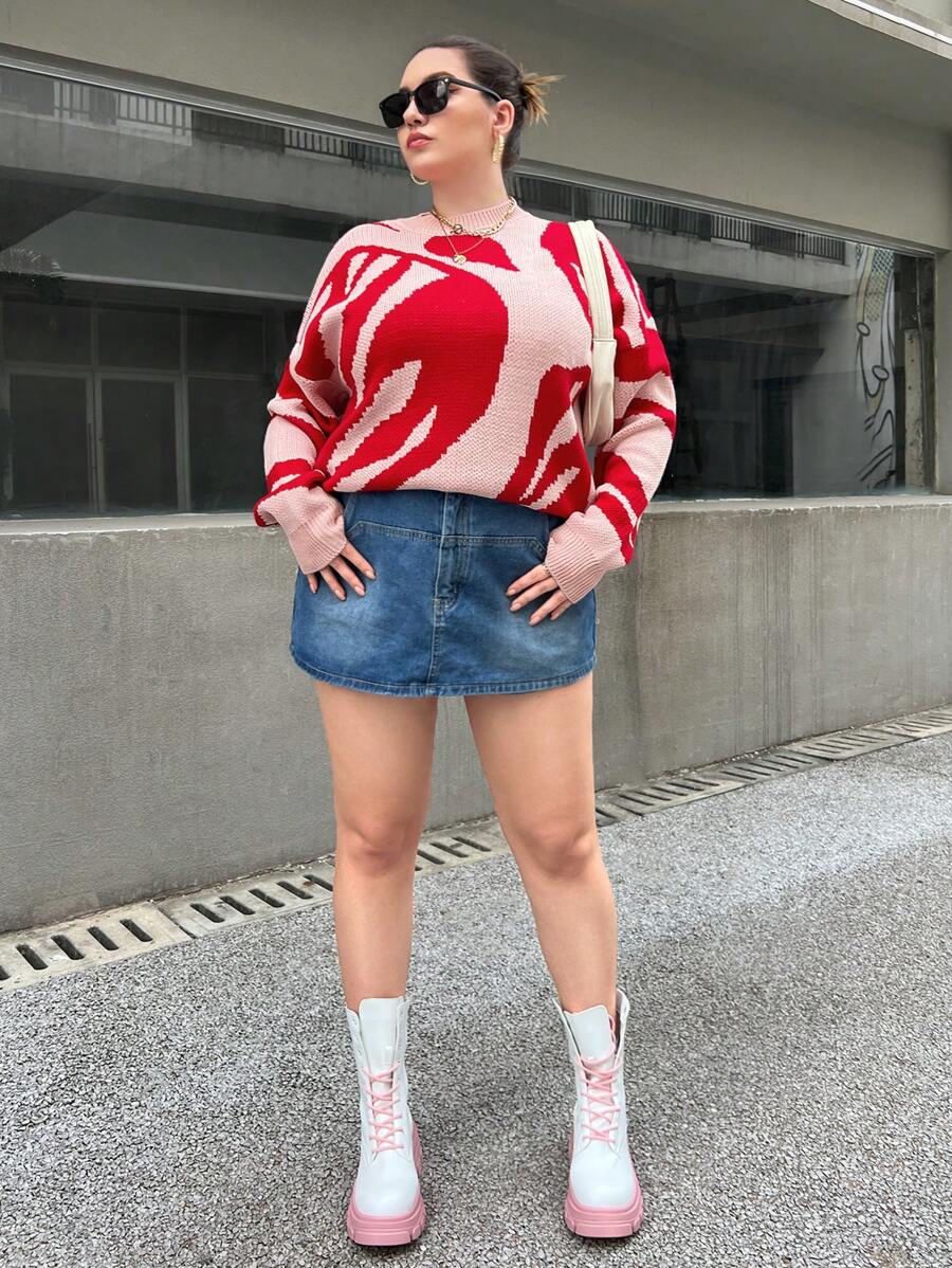 SHEIN Essnce 大碼圖形圖案落肩袖套頭毛衣 - 彩色 - 查看 1