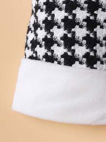 SHEIN Tween Girl Houndstooth Dual Pocket Hooded Overcoat Without Sweater - Black and White - View 4