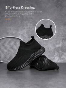 Kids' Spring And Autumn Solid Color Soft, Comfortable, Easy To Wear And Take Off Slip-on Shoes