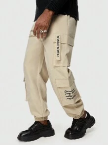 ROMWE MEN Street Life Các bạn Đồ họa Khẩu hiệu Túi nắp bên cạnh Eo dây rút Quần Cargo - Màu Khaki - Xem 1