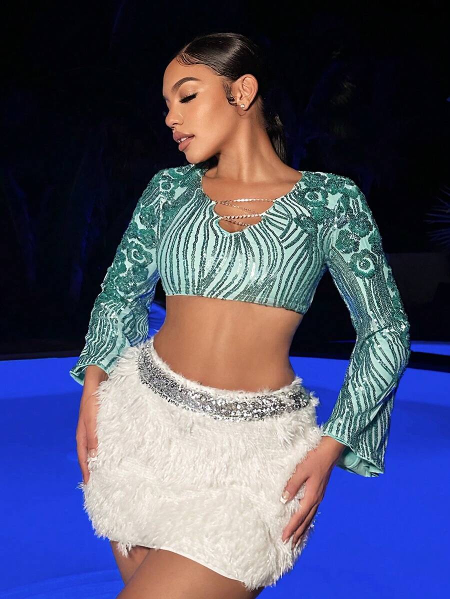 SHEIN SXY Rhinestone Detail Flare Sleeve Sequin Crop Top - Mint Green - View 1