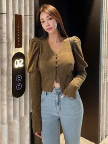 DAZY Áo cardigan cài nút phía trước Gigot - màu nâu - Xem 6