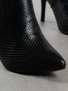 女性尖頭時尚格紋細跟靴子 - 黑色 - 查看 2