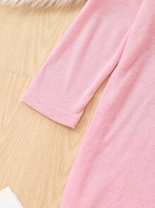 Tween Girl Embroidery Strawberry Pattern Tee & Pants PJ Set